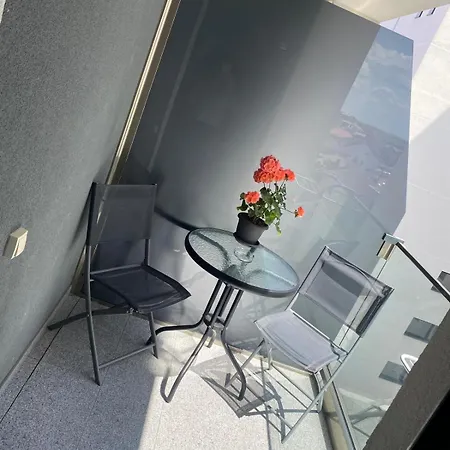 Beatrice Эфорие Норд